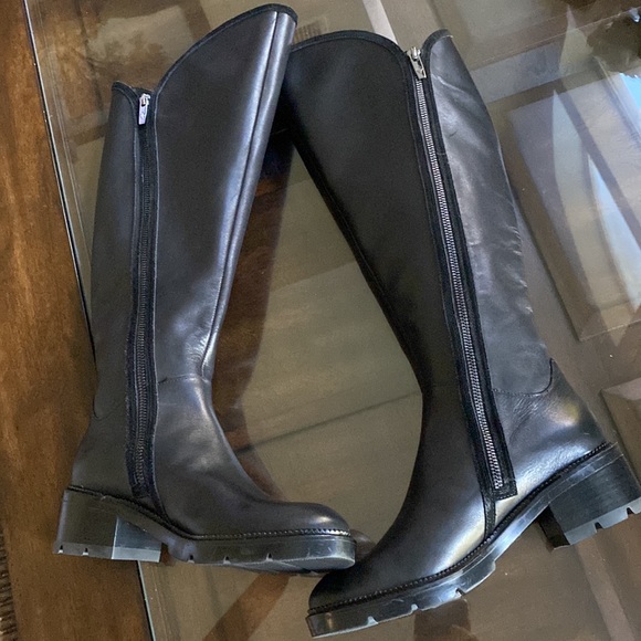 Donald Pliner Soffie Knee High Boot. - Picture 11 of 17